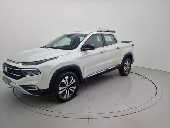 FIAT TORO 2.0 16V TURBO DIESEL VOLCANO 4WD AT9 FIAT TORO 2.0 16V TURBO DIESEL VOLCANO 4WD AT9